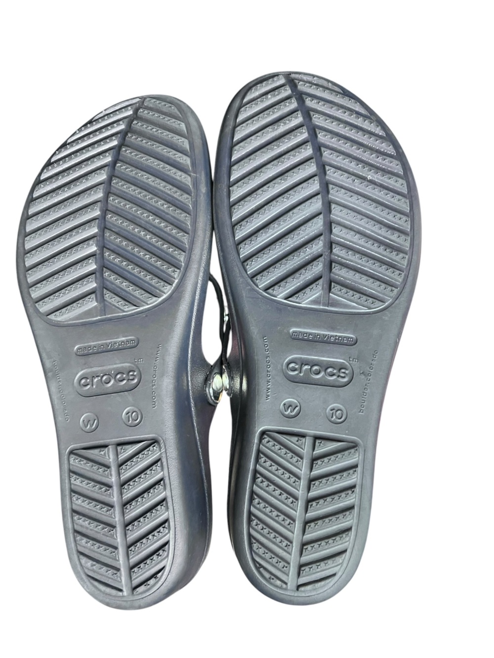 Crocs Sanrah Diamante Wedge Flip
Sandals Size 10 Navy Embellished EUC - Picture 6 of 9
